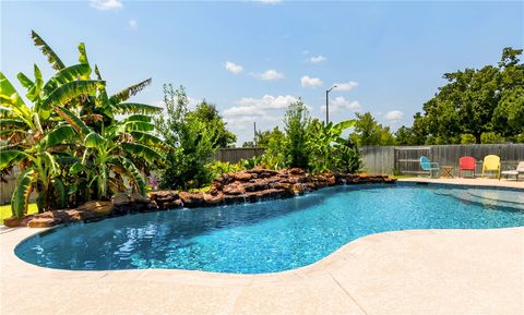 Tiny photo for 1963 Cottonwood Terrace Court, College Station, TX 77845 (MLS # 26002953)