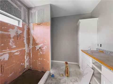 Tiny photo for 1010 W Ninth Street, Hearne, TX 77859 (MLS # 26007038)