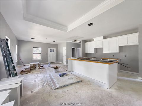 Tiny photo for 1010 W Ninth Street, Hearne, TX 77859 (MLS # 26007038)