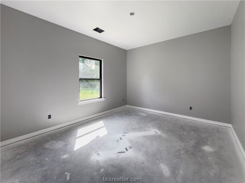 Tiny photo for 1010 W Ninth Street, Hearne, TX 77859 (MLS # 26007038)