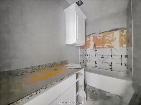 Tiny photo for 1010 W Ninth Street, Hearne, TX 77859 (MLS # 26007038)