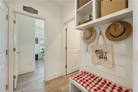 Tiny photo for 3500 Abingdon Cove, Bryan, TX 77808 (MLS # 26002001)