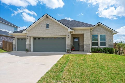 Photo of 3500 Abingdon Cove, Bryan, TX 77808 (MLS # 26002001)