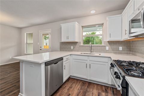 Tiny photo for 125 Cotton Cove, Snook, TX 77878 (MLS # 25010597)