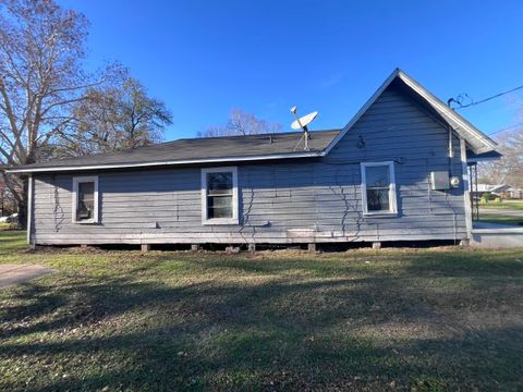 Tiny photo for 507 Natchez Street, Hearne, TX 77859 (MLS # 26000955)