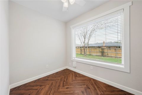 Tiny photo for 2605 Hollow Oak Circle, Bryan, TX 77802 (MLS # 26000061)