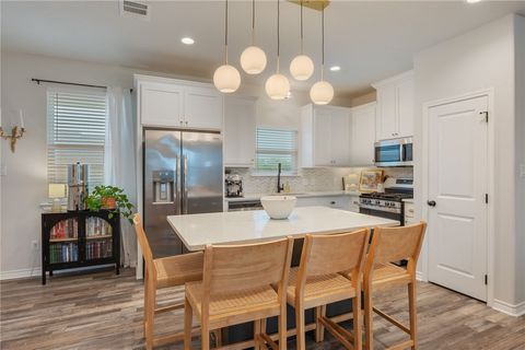 Tiny photo for 1902 Lamona Court, Bryan, TX 77801 (MLS # 26005579)