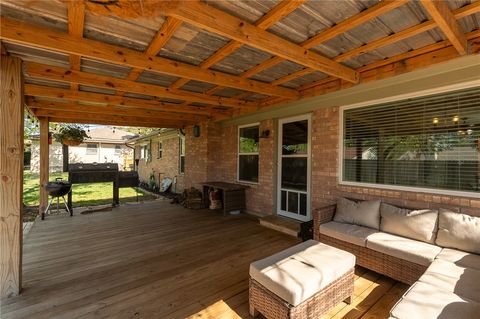 Tiny photo for 2904 River Oaks Cir, Bryan, TX 77802 (MLS # 26003800)