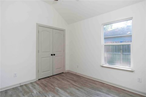 Tiny photo for 811 Dansby Street, Bryan, TX 77803 (MLS # 25011312)