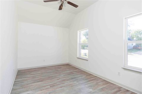 Tiny photo for 811 Dansby Street, Bryan, TX 77803 (MLS # 25011312)