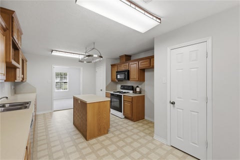 Tiny photo for 510 Private Road 4035, Somerville, TX 77879 (MLS # 26008970)