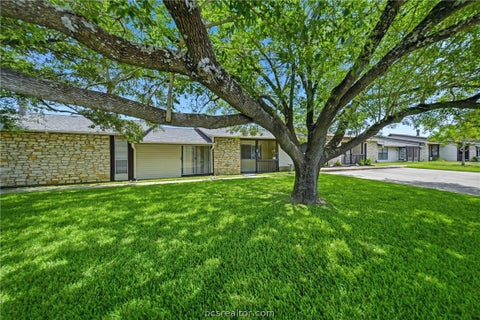 Tiny photo for 2100 Windsor Drive #13, Bryan, TX 77802 (MLS # 26008647)