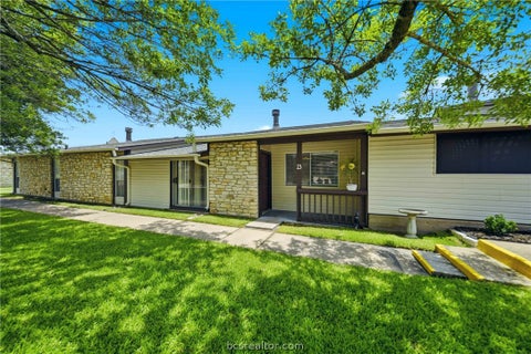 Tiny photo for 2100 Windsor Drive #13, Bryan, TX 77802 (MLS # 26008647)