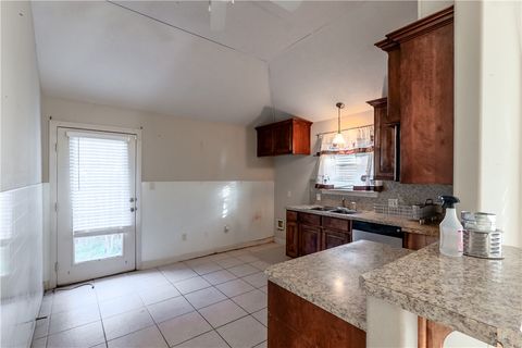 Tiny photo for 917 N Hull Street, Caldwell, TX 77836 (MLS # 26003355)