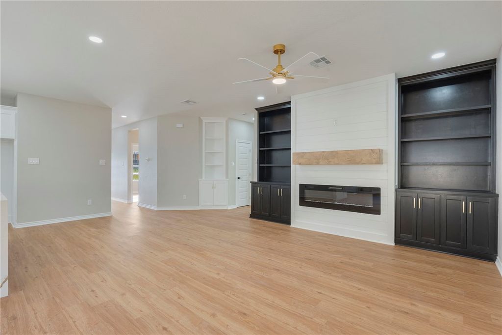 Photo of 1614 Robeson Street, Bryan, TX 77803 (MLS # 26002665)