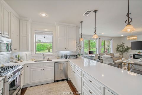 Tiny photo for 3216 Casita Court #111, Bryan, TX 77807 (MLS # 26004447)