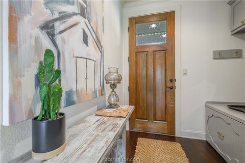 Tiny photo for 3216 Casita Court #111, Bryan, TX 77807 (MLS # 26004447)