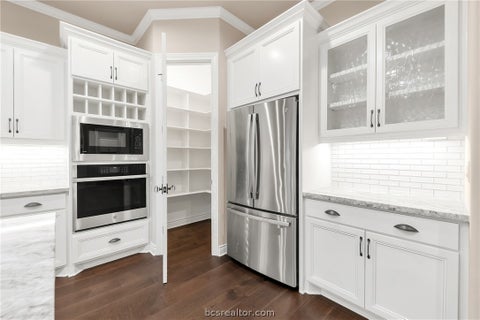 Tiny photo for 2702 Portland Avenue, College Station, TX 77845 (MLS # 26012253)