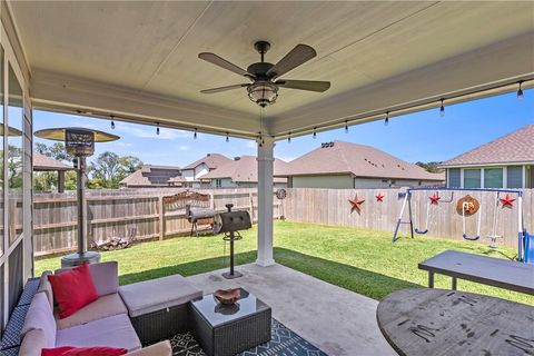 Tiny photo for 10603 Scarlet Peak Court, Bryan, TX 77845 (MLS # 26000001)