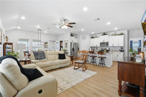 Tiny photo for 2425 Mulligan Lane, Navasota, TX 77868 (MLS # 26001702)