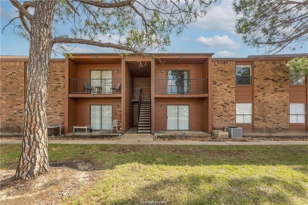 904 UNIVERSITY OAKS BLVD APT 7, COLLEGE STATION, TX 77840 - Image 34ec2f3710f7f95d02e2b53dae7d6007/3208774260