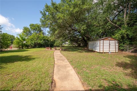 Tiny photo for 507 N Echols Street St, Caldwell, TX 77836 (MLS # 25012022)