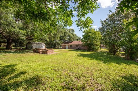 Tiny photo for 507 N Echols Street St, Caldwell, TX 77836 (MLS # 25012022)