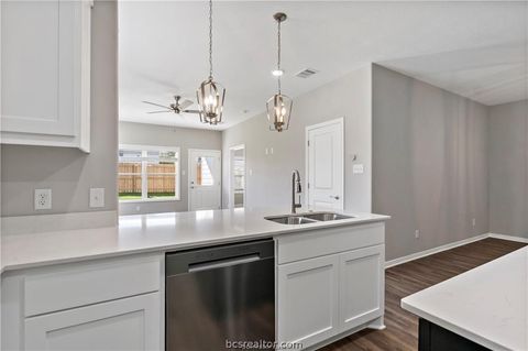 Tiny photo for 2517 Shady Route Lane, Bryan, TX 77808 (MLS # 26003811)