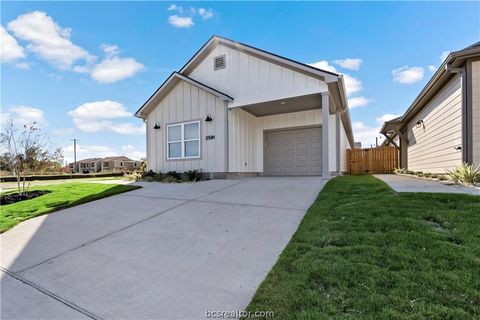 Tiny photo for 2517 Shady Route Lane, Bryan, TX 77808 (MLS # 26003811)