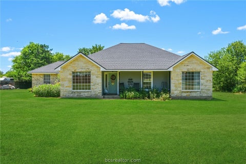 Tiny photo for 10747 Whispering Oaks Drive, Hearne, TX 77859 (MLS # 26009179)