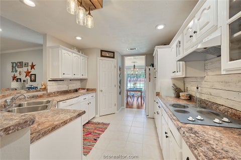 Tiny photo for 10747 Whispering Oaks Drive, Hearne, TX 77859 (MLS # 26009179)