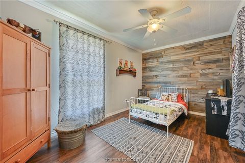 Tiny photo for 10747 Whispering Oaks Drive, Hearne, TX 77859 (MLS # 26009179)