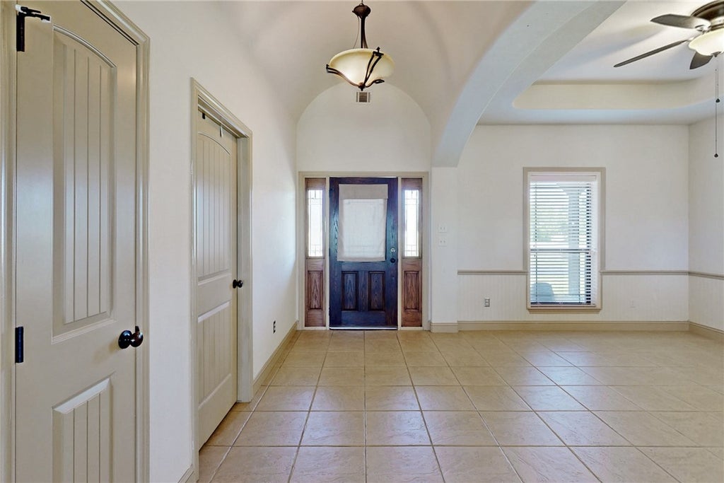 Photo of 10175 Steep Hollow Road, Bryan, TX 77808 (MLS # 26009303)