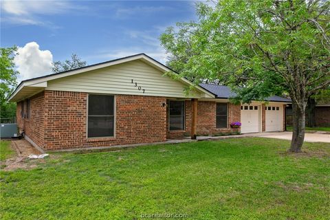 Tiny photo for 1307 Langford Street, College Station, TX 77840 (MLS # 26005067)