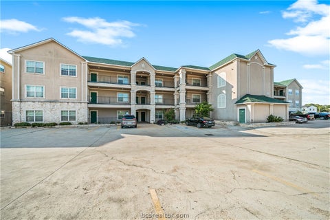 Photo of 7037 Kingston Cove #114, Willis, TX 77318 (MLS # 26012236)