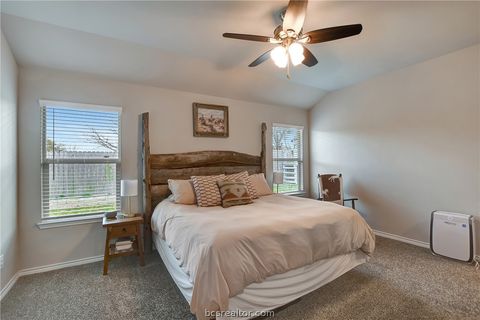 Tiny photo for 1011 Davy Street, Brenham, TX 77833 (MLS # 26003073)