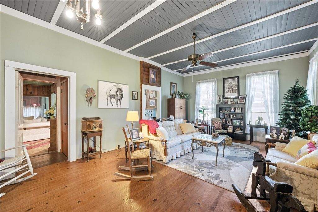 Photo of 409 China St, Calvert, TX 77837 (MLS # 25011215)