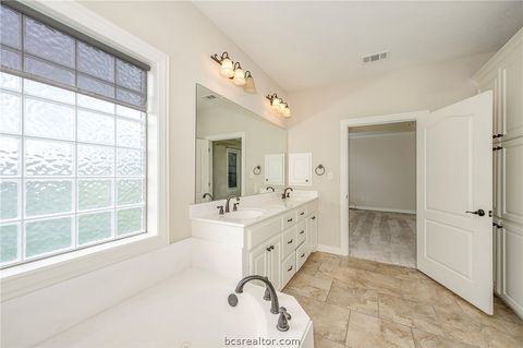 Tiny photo for 4192 Wagonwheel Road, Bryan, TX 77808 (MLS # 26003706)