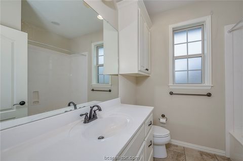 Tiny photo for 4192 Wagonwheel Road, Bryan, TX 77808 (MLS # 26003706)