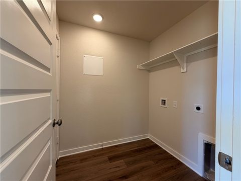 Tiny photo for 1389 Kingsgate Drive, Bryan, TX 77807 (MLS # 25011071)