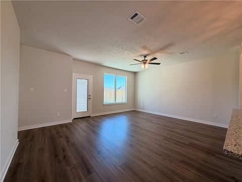 Tiny photo for 1389 Kingsgate Drive, Bryan, TX 77807 (MLS # 25011071)