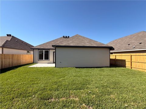 Tiny photo for 1389 Kingsgate Drive, Bryan, TX 77807 (MLS # 25011071)