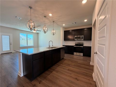 Tiny photo for 1389 Kingsgate Drive, Bryan, TX 77807 (MLS # 25011071)