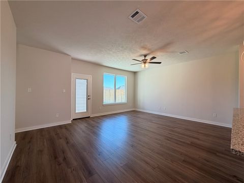 Tiny photo for 1389 Kingsgate Drive, Bryan, TX 77807 (MLS # 25011071)