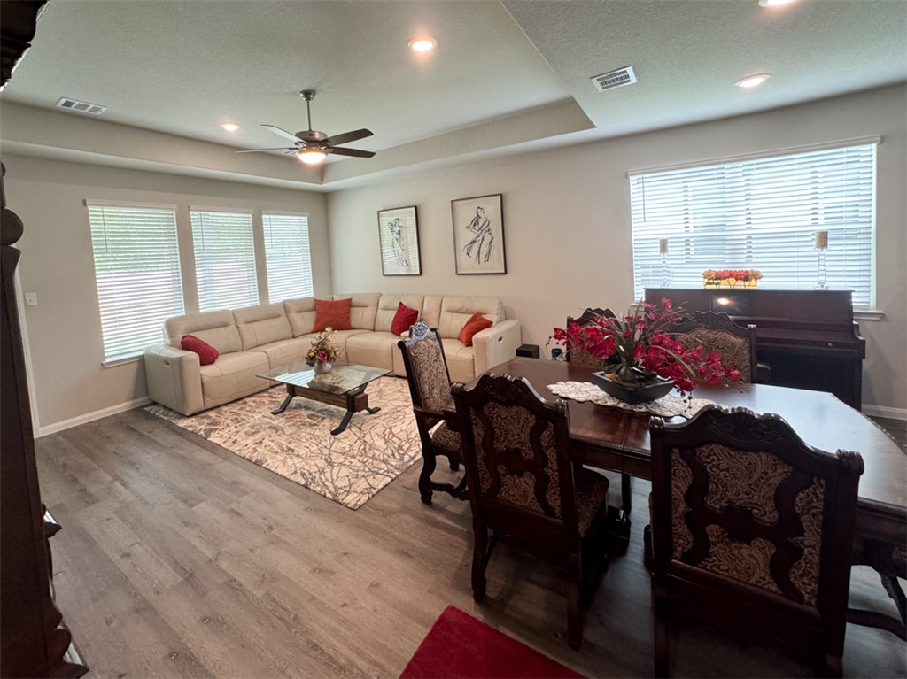 Bryan, Texas 77807, United States, 4 Bedrooms Bedrooms, ,3 BathroomsBathrooms,Residential,Active,172672