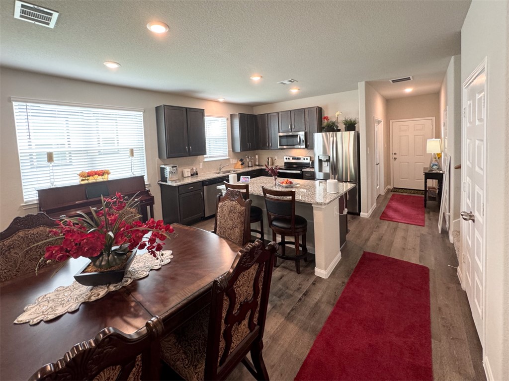 Bryan, Texas 77807, United States, 4 Bedrooms Bedrooms, ,3 BathroomsBathrooms,Residential,Active,172672