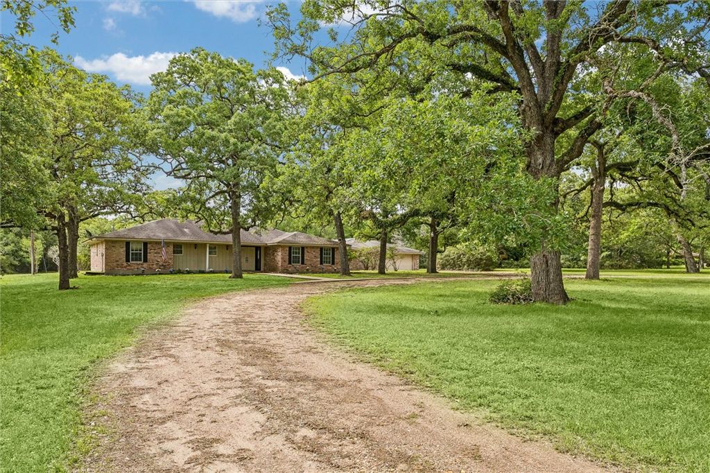 Photo of 4844 Afton Oaks Drive, College Station, TX 77845 (MLS # 26004758)