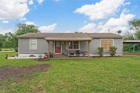 Tiny photo for 117 S Judge Hailey Dr, Lott, TX 76656 (MLS # 25004982)