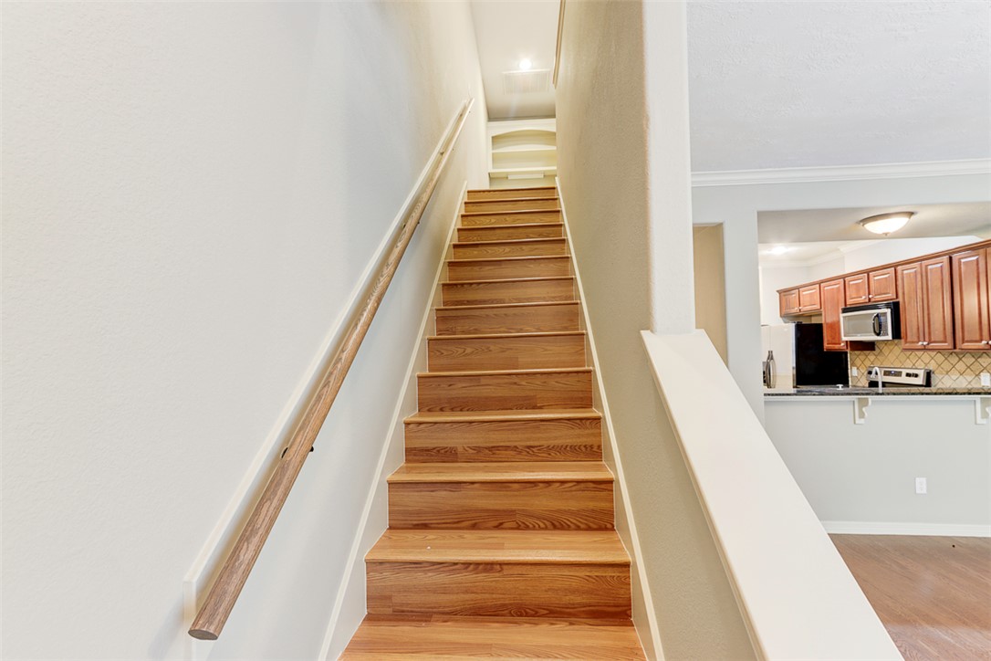 College Station, Texas 77840, United States, 2 Bedrooms Bedrooms, ,3 BathroomsBathrooms,Residential,Active,136402