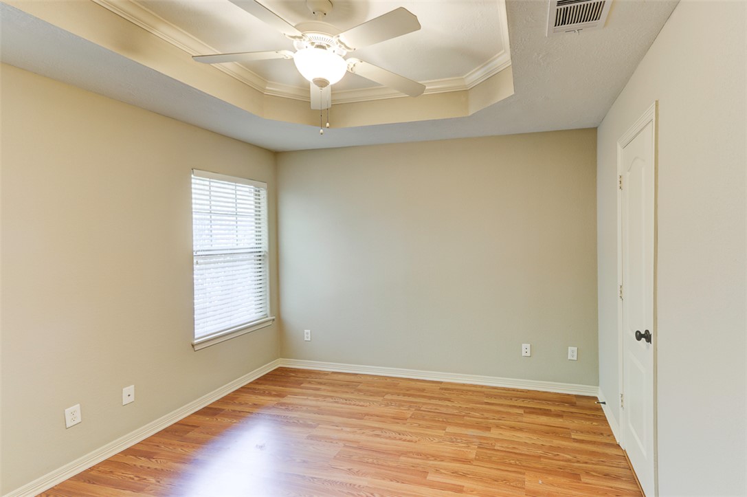 College Station, Texas 77840, United States, 2 Bedrooms Bedrooms, ,3 BathroomsBathrooms,Residential,Active,136402
